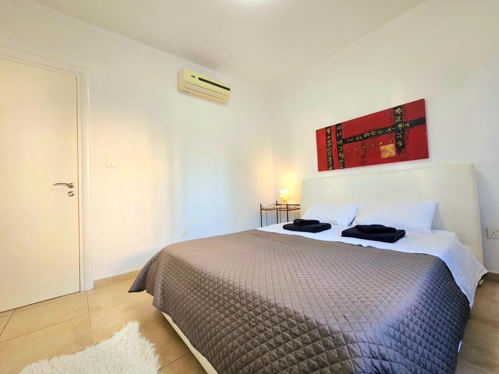 Elysia Park Apartments Пафос Екстериор снимка