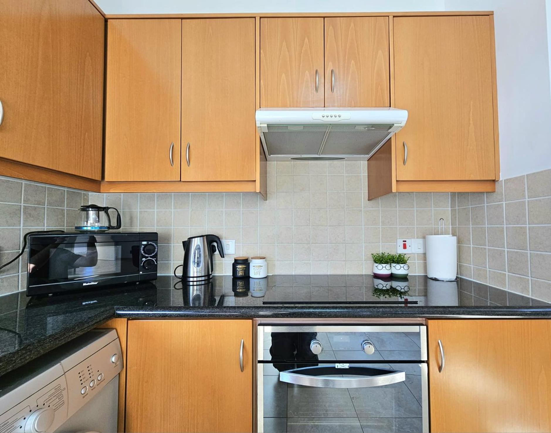 Elysia Park Apartments Пафос Екстериор снимка