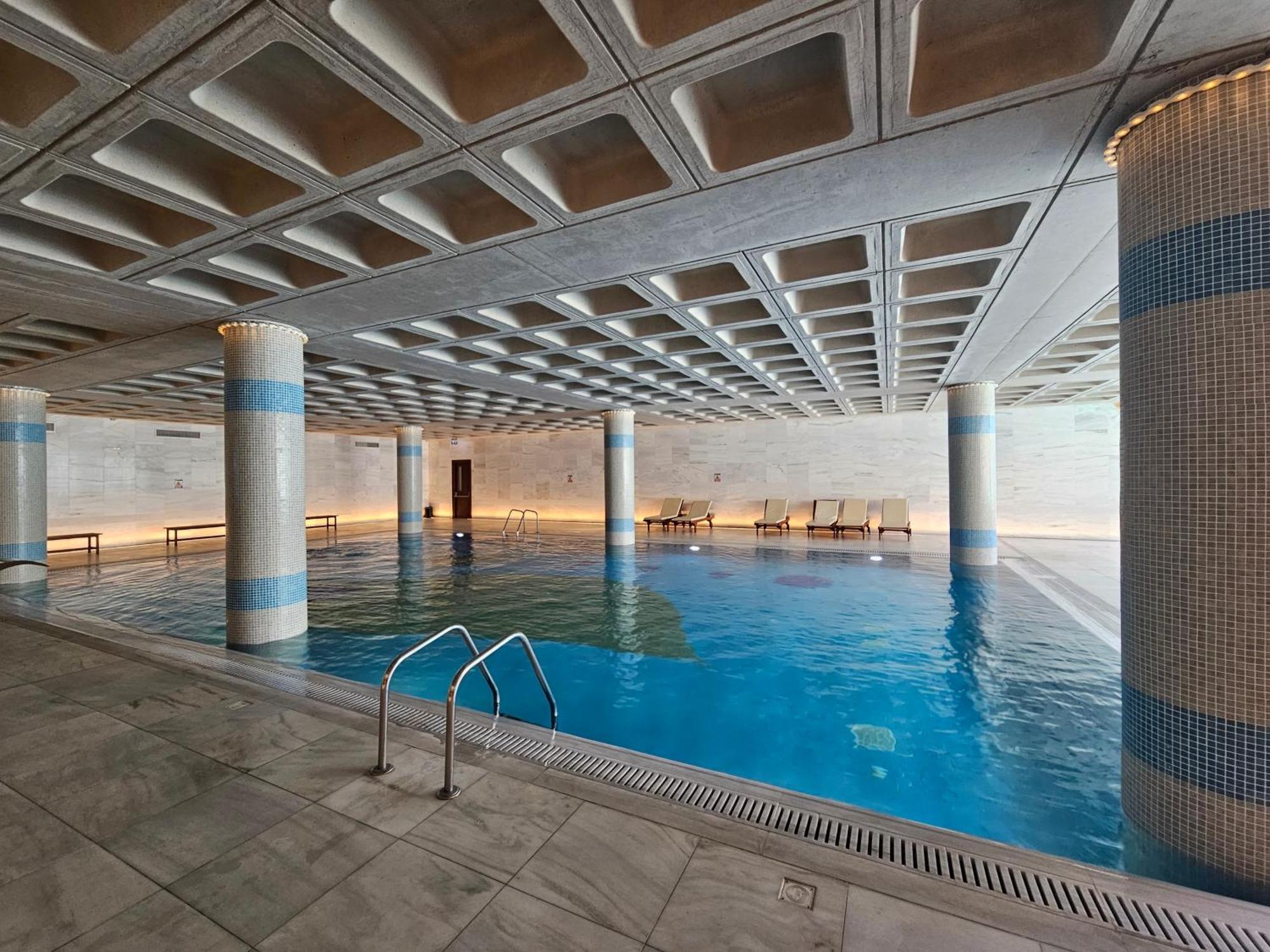 Elysia Park Apartments Пафос Екстериор снимка